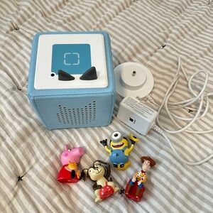 Tonies Box w 4 characters